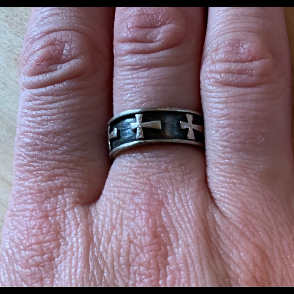 Cross Ring